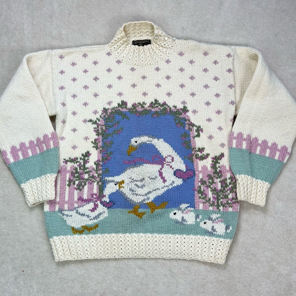 South Wool Vintage Hand Knit Pure Virgin Wool Sweater Women Medium Rabbit Geese